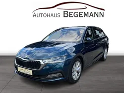 Blau Gebraucht 2020 Skoda Octavia First Edition Kombi | 17.900 € (Fairer Preis)