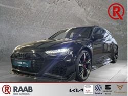 Schwarz Gebraucht 2024 Audi RS6 Comfort Kombi | 184.000 €