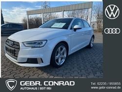 Weiß Gebraucht 2016 Audi A3 Ambition Limousine | 13.789 € (Fairer Preis)
