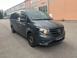 Grau Gebraucht 2017 Mercedes Vito Van / Kleinbus | 14.900 €