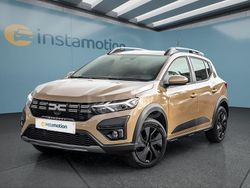 Beige Gebraucht 2025 Dacia Sandero Stepway Kleinwagen | 20.499 € (Etwas zu teuer)