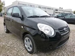 Schwarz Gebraucht 2009 Kia Picanto Kleinwagen | 3.250 € (Etwas zu teuer)
