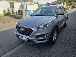Olivine grey Gebraucht 2019 Hyundai Tucson SUV | 16.500 € (Guter Preis)