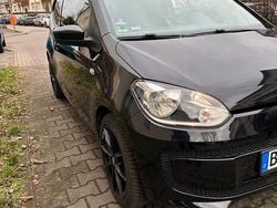 Schwarz Gebraucht 2011 VW up! Kleinwagen | 3.200 € (Fairer Preis)