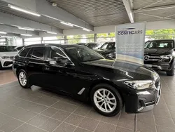 Schwarz Gebraucht 2023 BMW 520 Sport Line Kombi | 32.999 € (Fairer Preis)