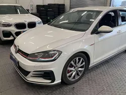 Weiß Gebraucht 2019 VW Golf VII GTI Limousine | 21.000 €