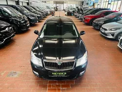Schwarz Gebraucht 2012 Skoda Octavia Ambition Kombi | 7.980 € (Guter Preis)