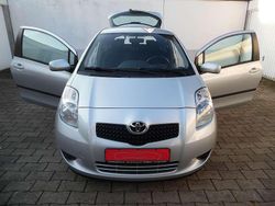 Toyota silver mica metallic Gebraucht 2006 Toyota Yaris Kleinwagen | 3.450 € (Etwas zu teuer)