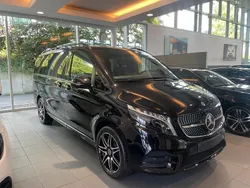 Schwarz Gebraucht 2023 Mercedes V300 AMG line Van / Kleinbus | 72.500 €