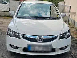 Weiß Gebraucht 2009 Honda Civic Hybrid Limousine | 8.000 € (Teuer)