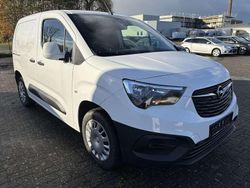 Jade weiß Gebraucht 2021 Opel Combo Edition Van / Kleinbus | 13.923 € (Fairer Preis)