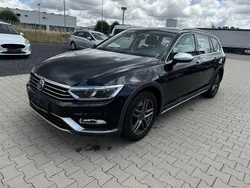 Schwarz Gebraucht 2019 VW Passat Alltrack Kombi | 27.900 € (Fairer Preis)
