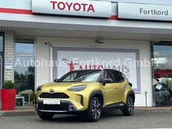 Gold Gebraucht 2022 Toyota Yaris Hybrid Edition | 27.480 € (Fairer Preis)