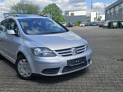 Silber Gebraucht 2008 VW Golf Plus Cross Comfortline Van / Kleinbus | 4.990 € (Fairer Preis)