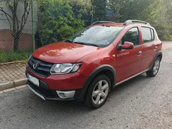 Rot Gebraucht 2014 Dacia Sandero Prestige Kleinwagen | 5.200 € (Etwas zu teuer)