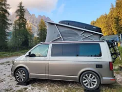 Grau Gebraucht 2018 VW T6 California Van | 69.000 €