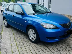 Blau Gebraucht 2005 Mazda 3 Comfort Limousine | 2.890 € (Fairer Preis)