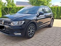 Schwarz Gebraucht 2016 VW Tiguan Trendline SUV | 16.600 € (Teuer)