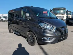 Grau Gebraucht 2022 Ford Tourneo Custom Titanium Van / Kleinbus | 21.361 € (Superpreis)