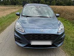 Blau Gebraucht 2022 Ford Kuga ST-Line X SUV | 24.900 € (Fairer Preis)