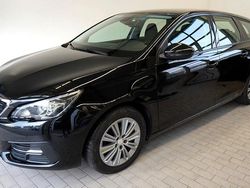 Schwarz Gebraucht 2019 Peugeot 308 SW Active Kombi | 10.990 € (Superpreis)