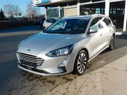 Silber Gebraucht 2021 Ford Focus Cool & Connect Limousine | 19.985 € (Etwas zu teuer)