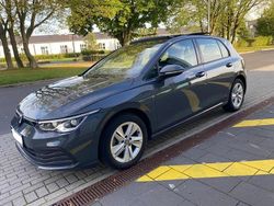 Gebraucht 2021 VW Golf VIII Life Limousine | 20.699 € (Fairer Preis)