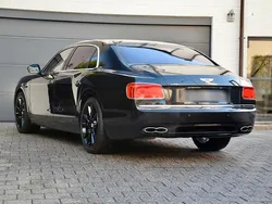 Schwarz Gebraucht 2018 Bentley Flying Spur Limousine | 67.500 €
