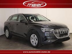 Grau Gebraucht 2020 Audi e-tron Comfort SUV | 23.800 € (Guter Preis)
