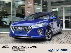 Intense blue / met Gebraucht 2020 Hyundai Ioniq Premium Limousine | 17.490 € (Fairer Preis)