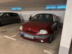Rot Gebraucht 1999 Renault Clio II Kleinwagen | 1.100 €