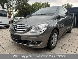 Grau Gebraucht 2006 Mercedes B170 Van / Kleinbus | 4.290 € (Fairer Preis)