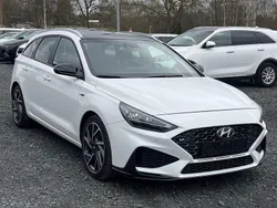 Weiß Gebraucht 2023 Hyundai i30 N Line Kombi | 23.980 € (Fairer Preis)