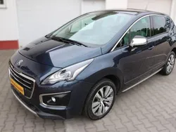 Blau Gebraucht 2016 Peugeot 3008 Allure SUV | 12.480 € (Superpreis)
