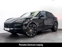 Chromitschwarzmetallic Gebraucht 2023 Porsche Cayenne SUV | 113.800 € (Guter Preis)
