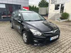 Schwarz Gebraucht 2012 Hyundai i30 Edition Kombi | 2.999 € (Fairer Preis)