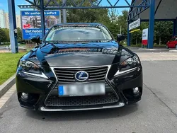 Schwarz Gebraucht 2013 Lexus IS300h Limousine | 21.999 €