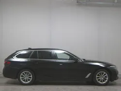 Schwarz Gebraucht 2022 BMW 520 Performance Kombi | 24.480 € (Superpreis)