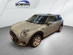 Grau Gebraucht 2022 Mini Cooper Clubman Essential Kombi | 23.450 € (Fairer Preis)