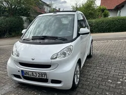 Weiß Gebraucht 2012 Smart ForTwo Cabrio Cabrio | 3.400 € (Guter Preis)