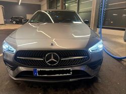 Schwarz Gebraucht 2022 Mercedes CLA200 Coupé | 28.999 € (Guter Preis)