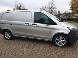 Silber Gebraucht 2016 Mercedes Vito Van / Kleinbus | 19.000 €