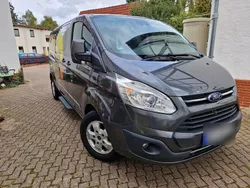 Grau Gebraucht 2016 Ford Tourneo Kombi | 16.500 €