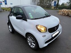 Weiß Gebraucht 2016 Smart ForTwo Coupé Passion Coupé | 10.990 € (Fairer Preis)