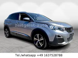 Grau Gebraucht 2017 Peugeot 3008 Allure Van / Kleinbus | 15.675 € (Fairer Preis)