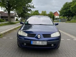 Blau Gebraucht 2004 Renault Mégane II Limousine | 2.600 €