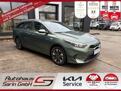Grün Neu 2025 Kia Ceed Sportswagon Kombi | 24.499 € (Guter Preis)