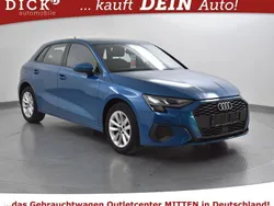 Blau Gebraucht 2022 Audi A3 Sportback Comfort Limousine | 19.950 €
