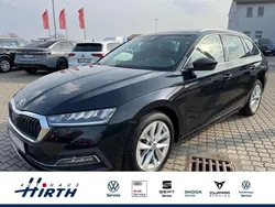Schwarz metallic Gebraucht 2021 Skoda Octavia First Edition Kombi | 22.443 € (Fairer Preis)