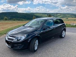 Schwarz Gebraucht 2008 Opel Astra Limousine | 1.700 € (Guter Preis)